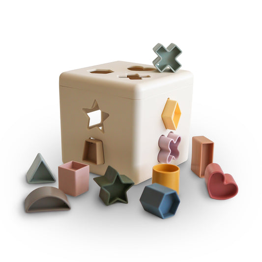 Mushie Shape Sorting Box