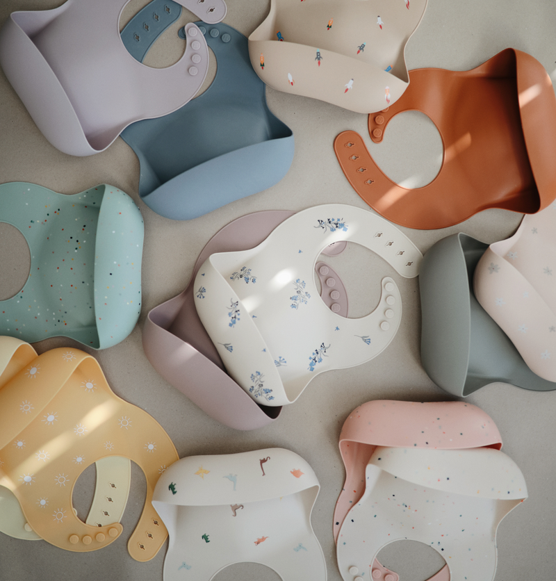 Silicone "No Mess" Bib