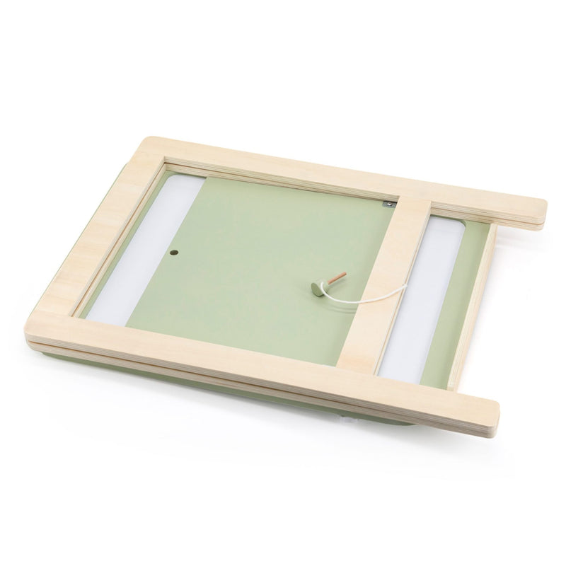 Polar B Standing Easel